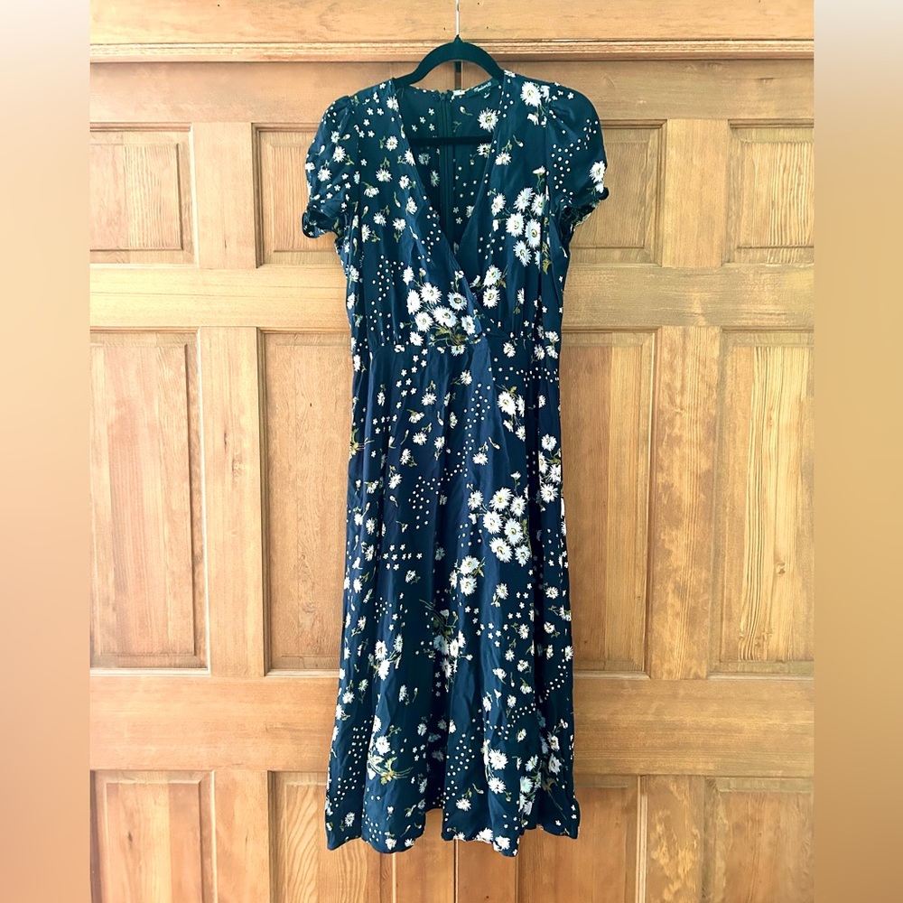 Madewell Puff-Sleeve Wrap-Front Midi Dress in Polka Daisies size 6